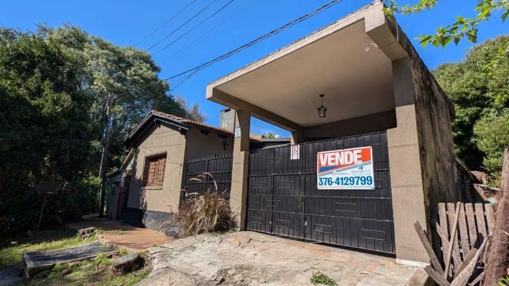 Venta de casa a reciclar en Posadas