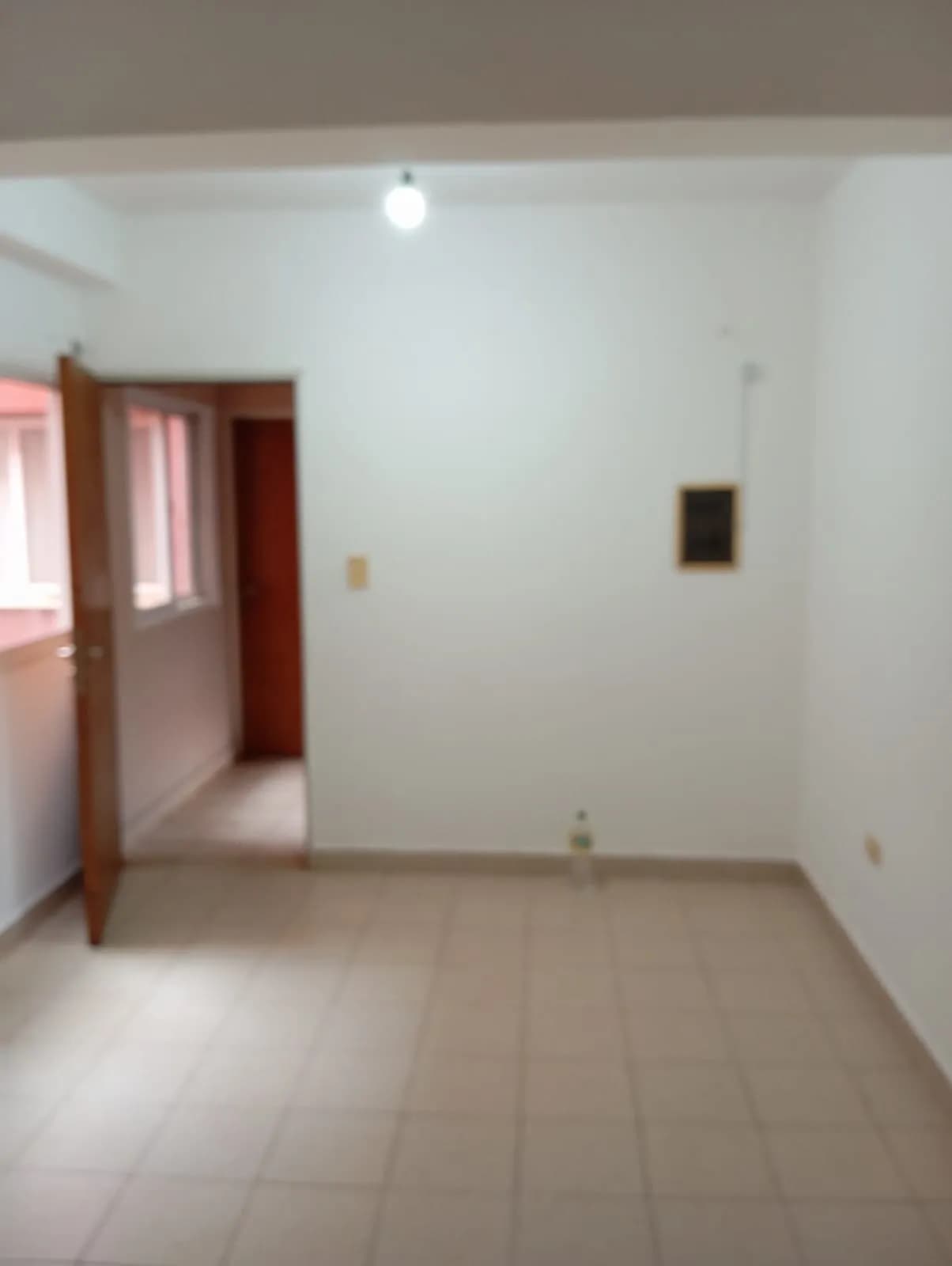 AQUILER departamento 2 habitaciones tripoli y av. chacabuco