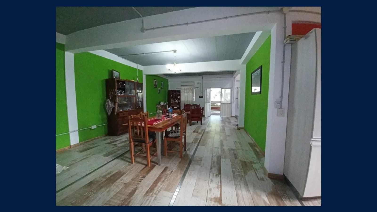 Casa en 2 Plantas y Local Comercial en VENTA