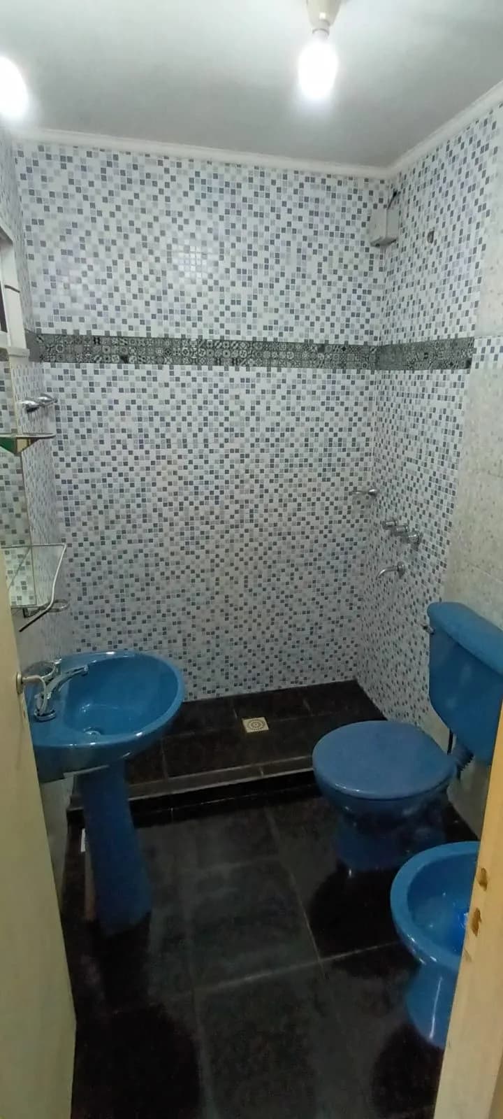 DUPLEX