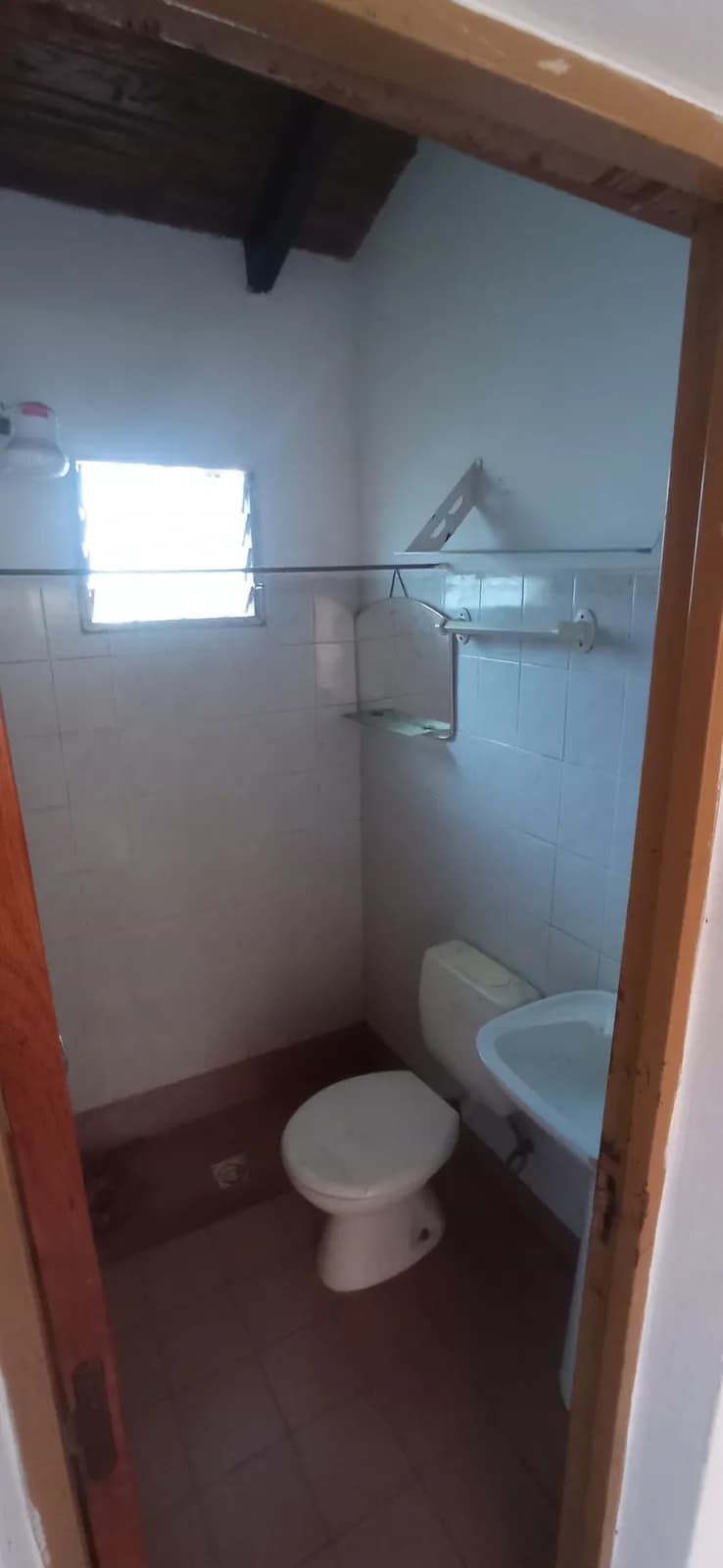 ALQUILO CASA DE 2 DORMITORIOS. ZONA UNAM