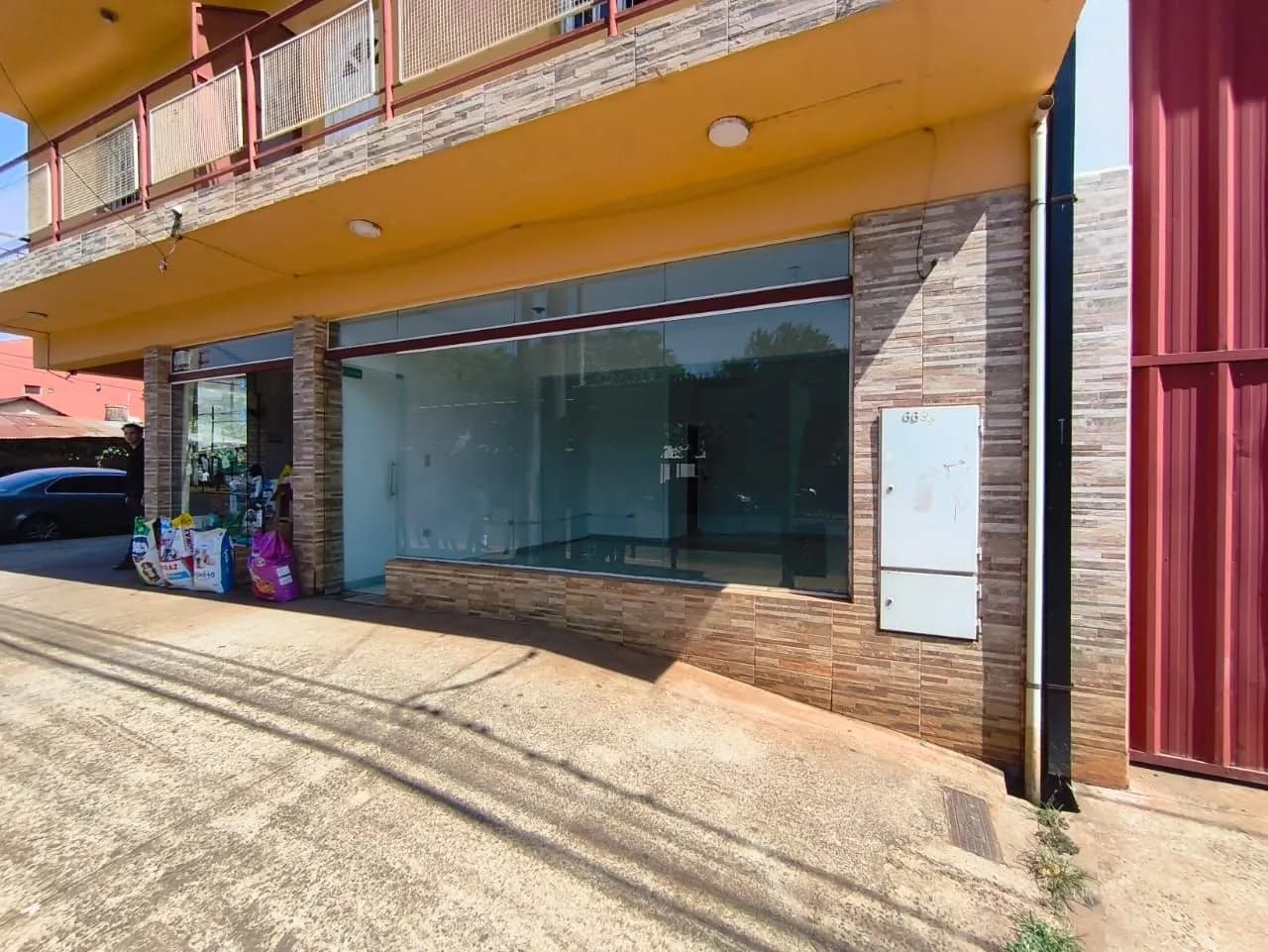 LOCAL COMERCIAL EN ALQUILER!!