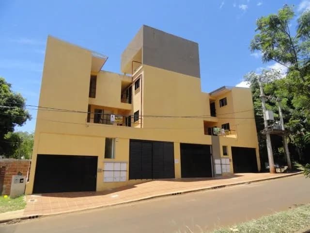 ALQUILER MONOAMBIENTES, 1° P, a SOLO 100 m UGD Campus