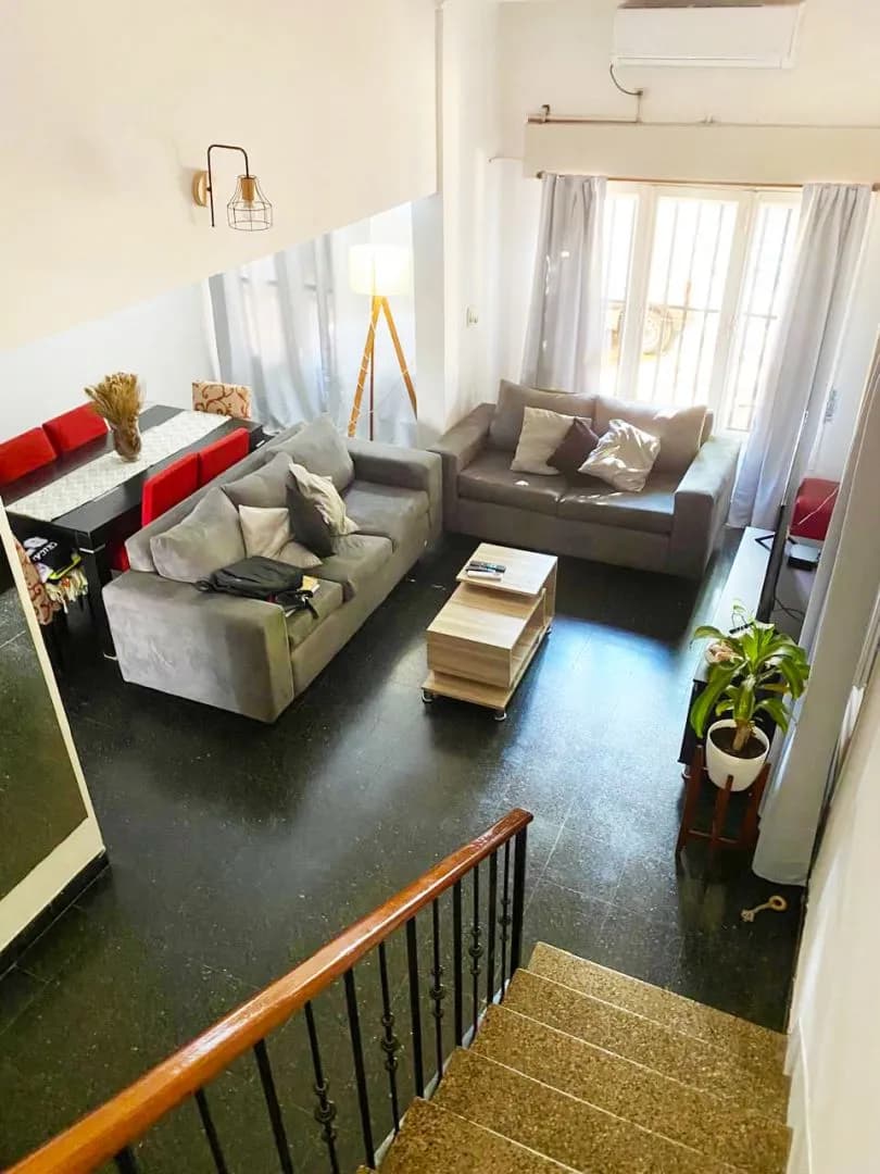 CASA EN VENTA DE 3 DORMITORIOS, ZONA CENTRO!!