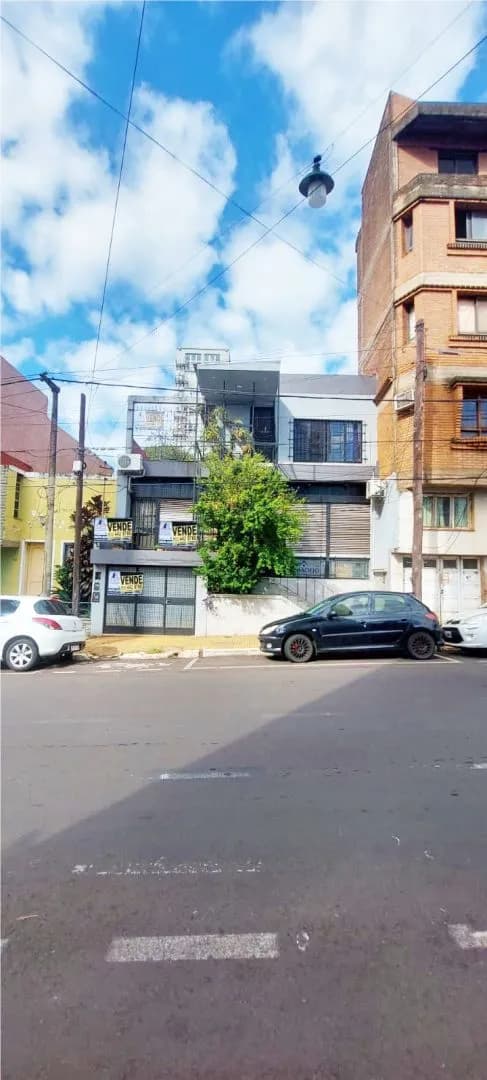VENTA O ALQUILER CASA 3 DORM + OFICINAS + DEPTO 1 DORM