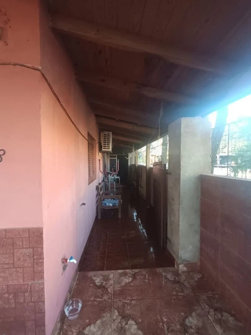 VENTA CASA 2 DORM, en ESQUINA, en Posadas