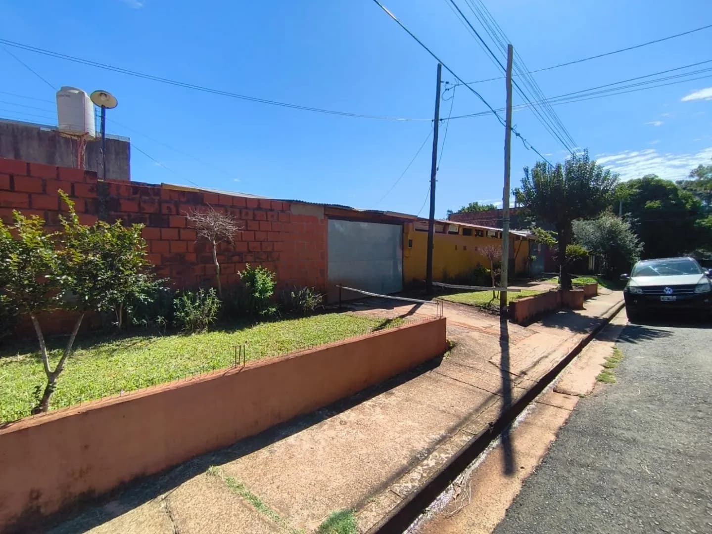 PROPIEDAD EN VENTA p/ VIVIR DE RENTAS