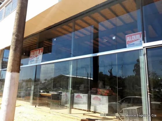 EXCELENTE Y AMPLIO LOCAL COMERCIAL EN ALQUILER EN POSADAS