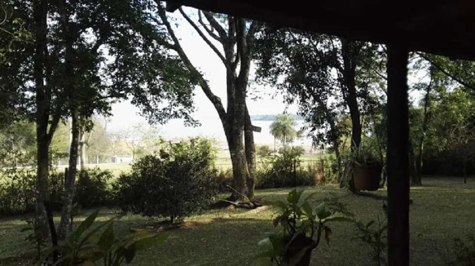 EN VENTA CASA CON AMPLIO TERRENO EN CANDELARIA, MISIONES