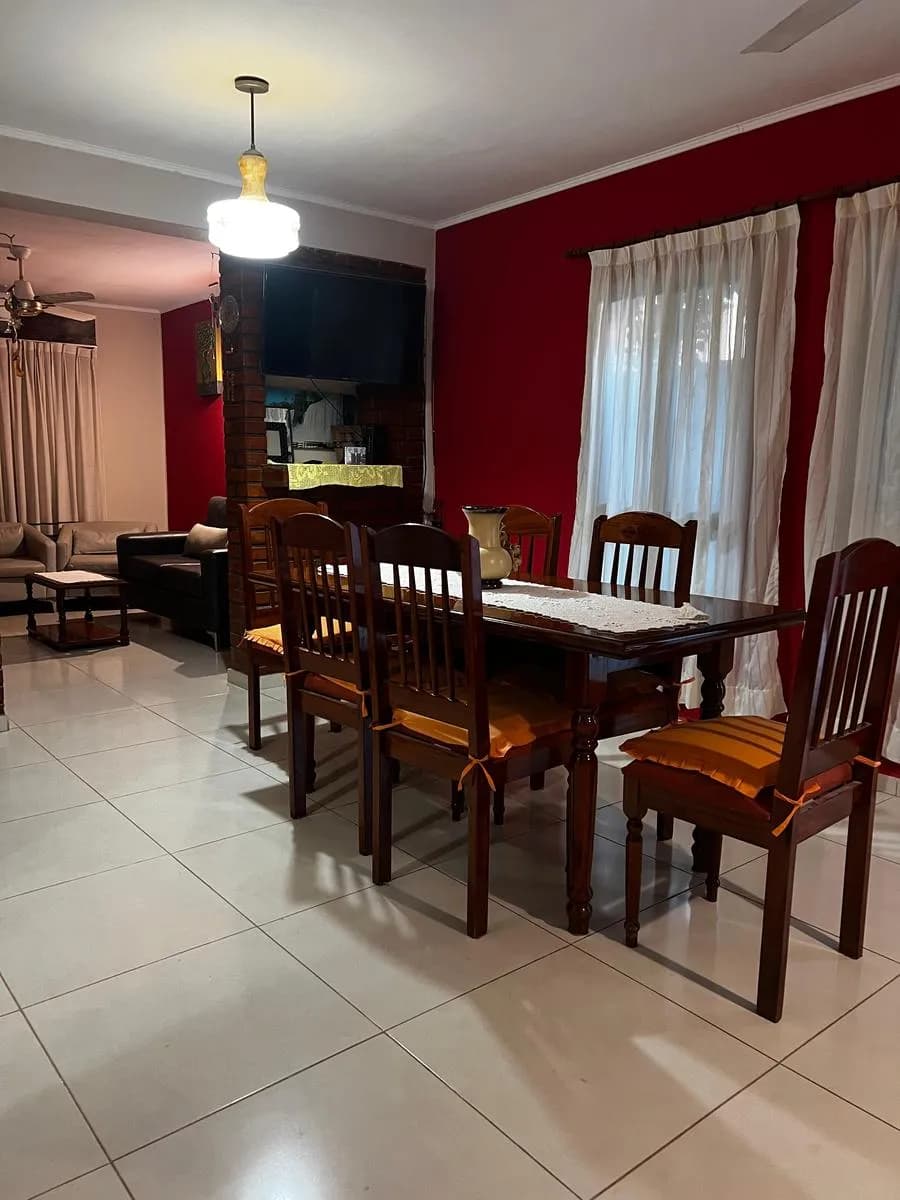 Casa en  venta a pasos del centro de la ciudad