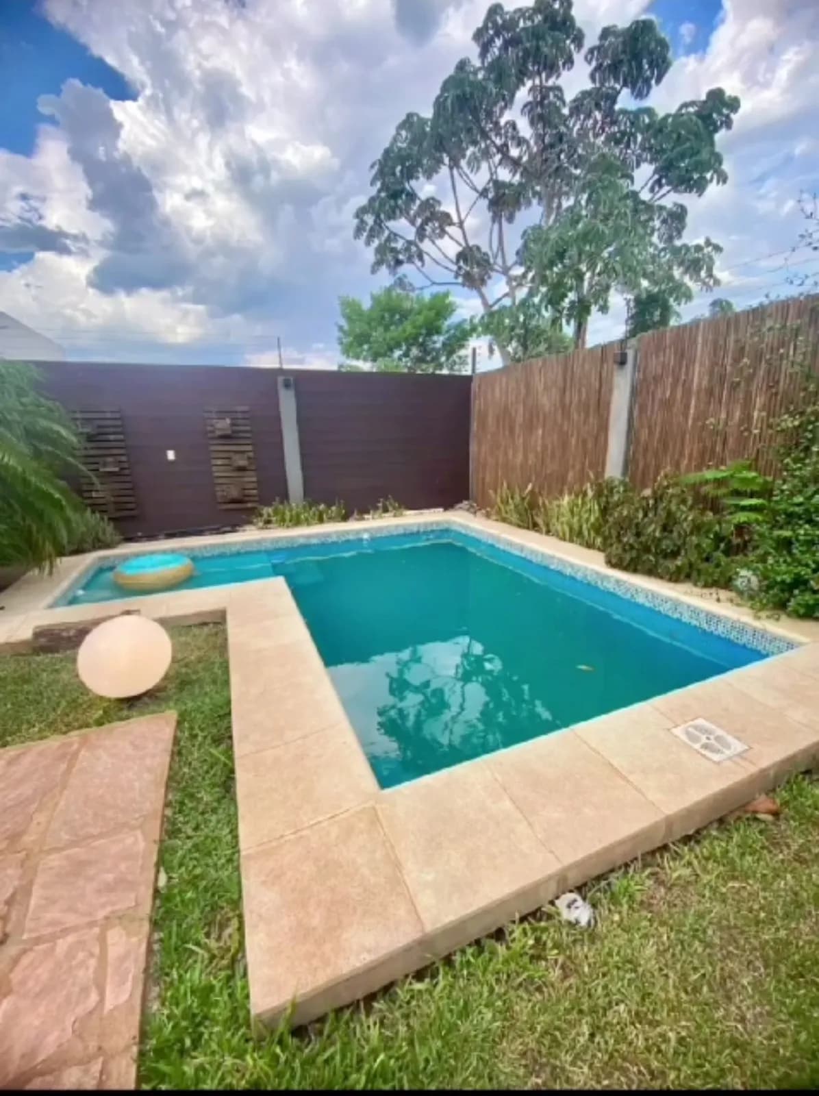 Imponente casa en barrio la Viña - Posadas