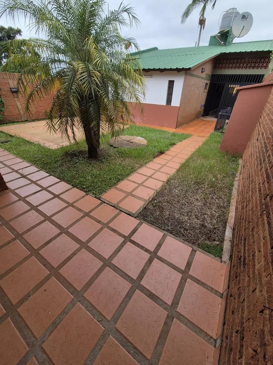 Casa en  VENTA MIGUEL LANUSE