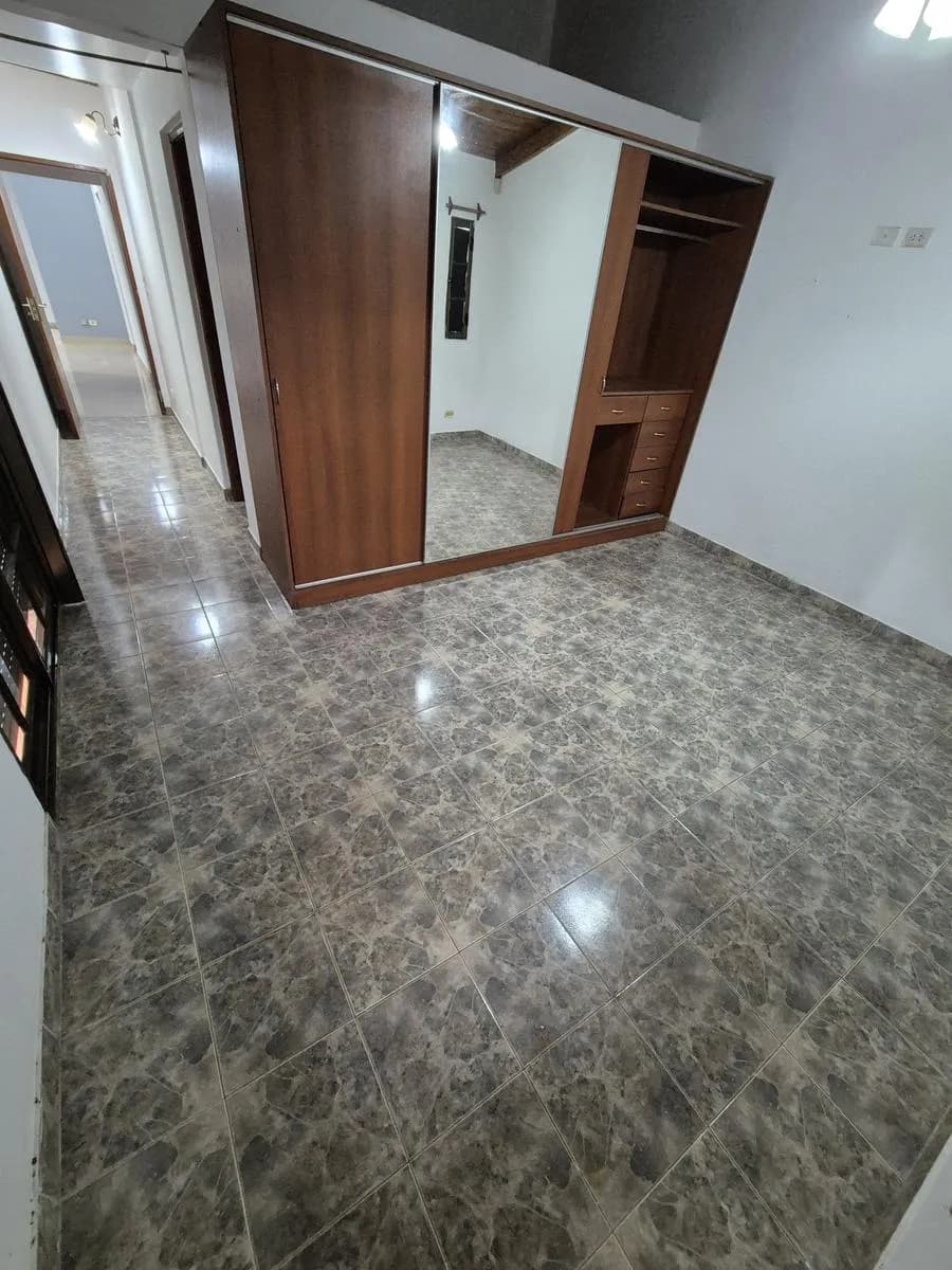 Casa en  VENTA MIGUEL LANUSE