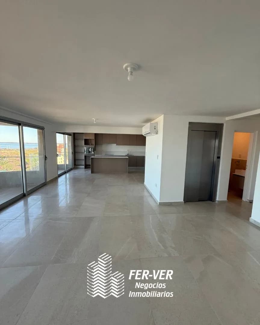 Venta: Piso exclusivo con vista al río en Cyra Tower