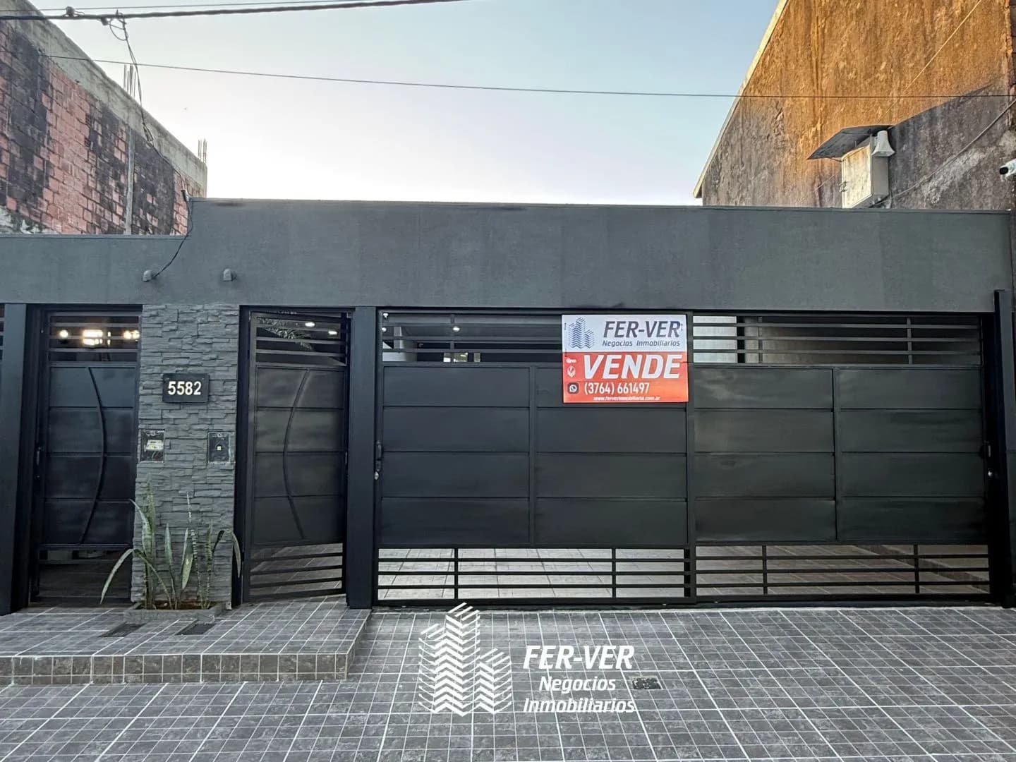 EN VENTA: Casa a estrenar en Barrio Yrigoyen.