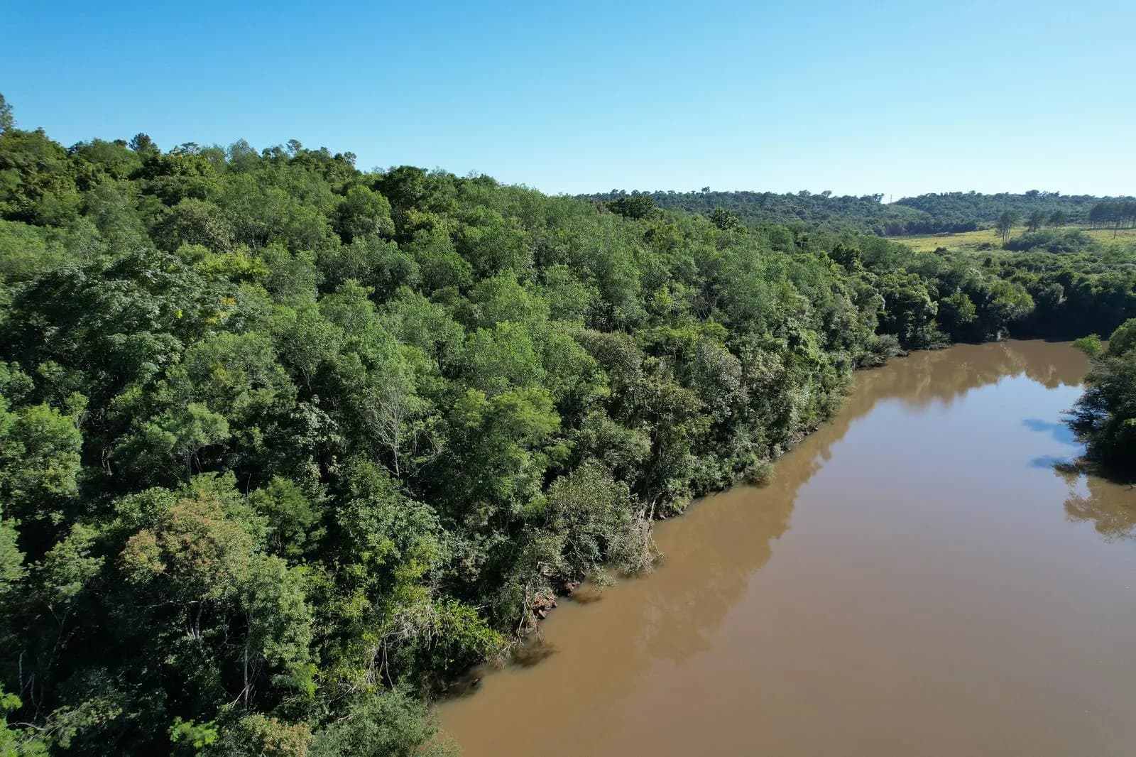Campo en  venta sobre el Yabebiry, San Ignacio