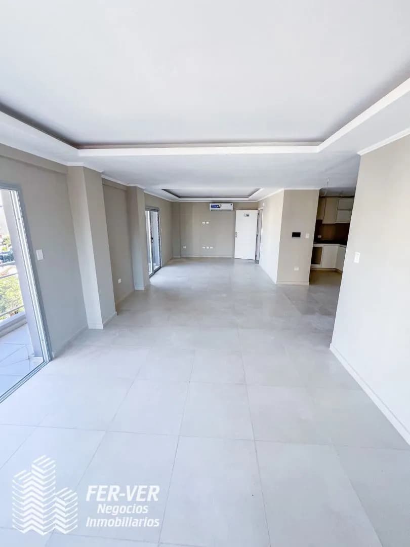 Venta Dpto. 4 amb. Céntrico. A Estrenar. Calle San Lorenzo y Alvear