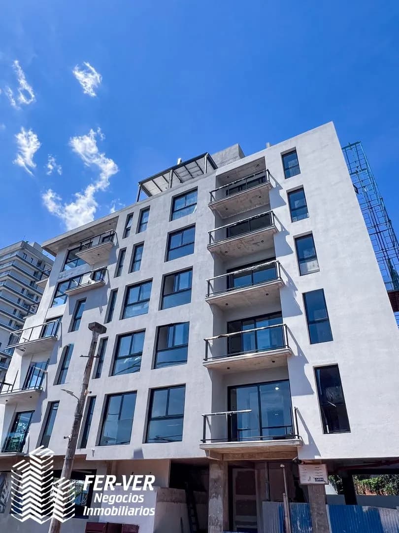 Venta Dpto. 2 Ambientes. Zona Costanera. Calle Córdoba y Lanusse