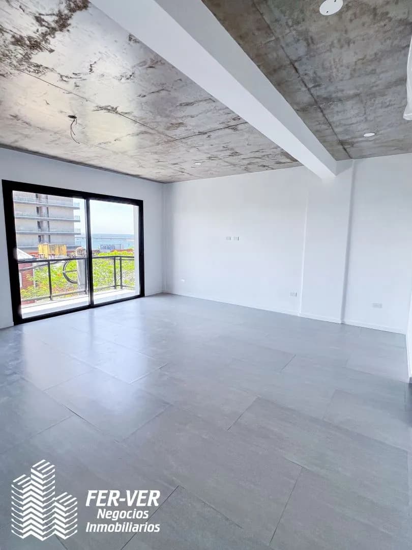 Venta Dpto. 2 Ambientes. Zona Costanera. Calle Córdoba y Lanusse