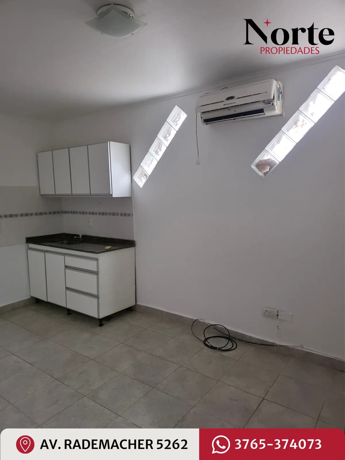 Cocina integrada con aire acondicionado