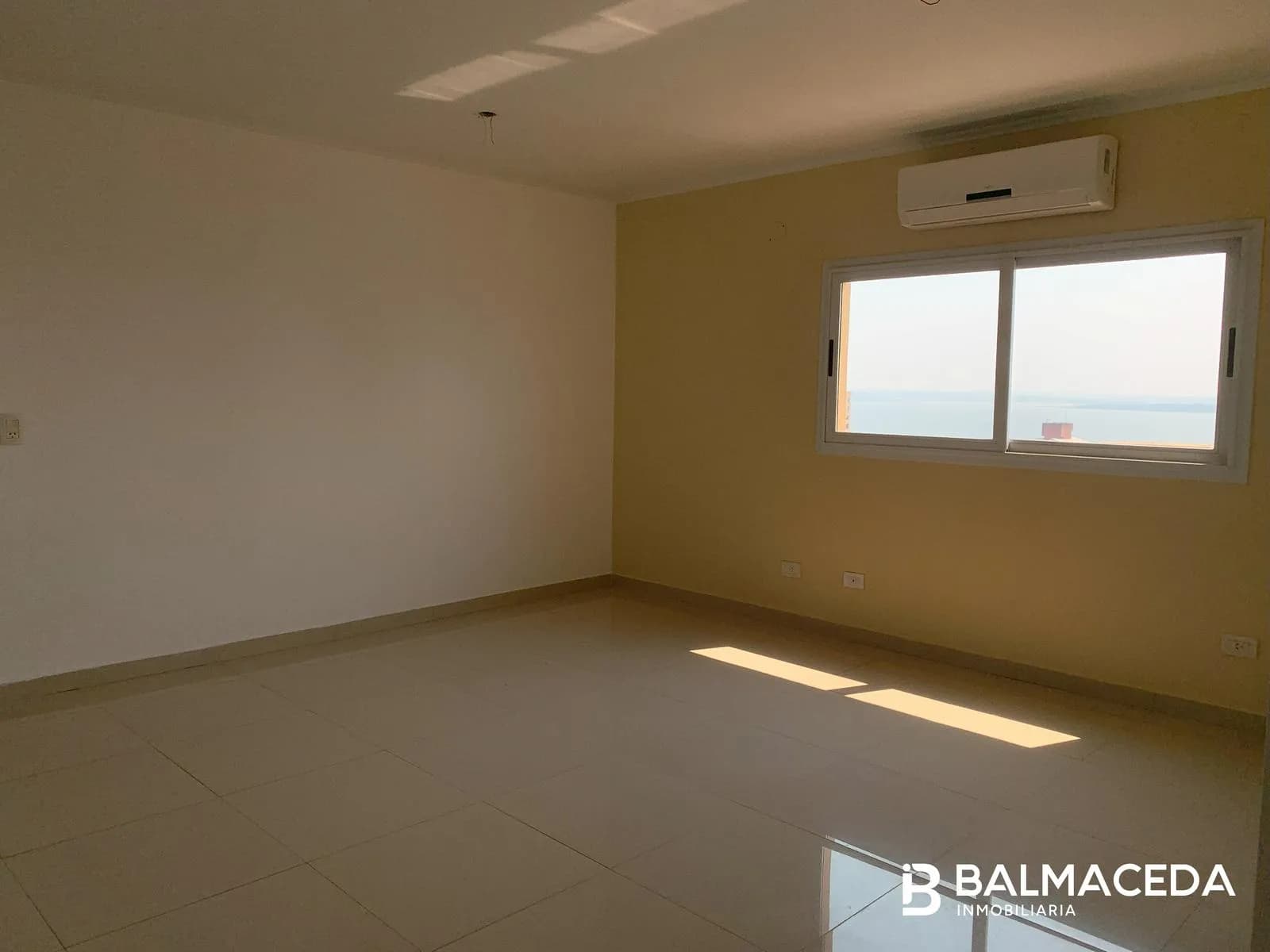 EXCELENTE DEPARTAMENTO EN ALQUILER DE 2 DORMITORIOS