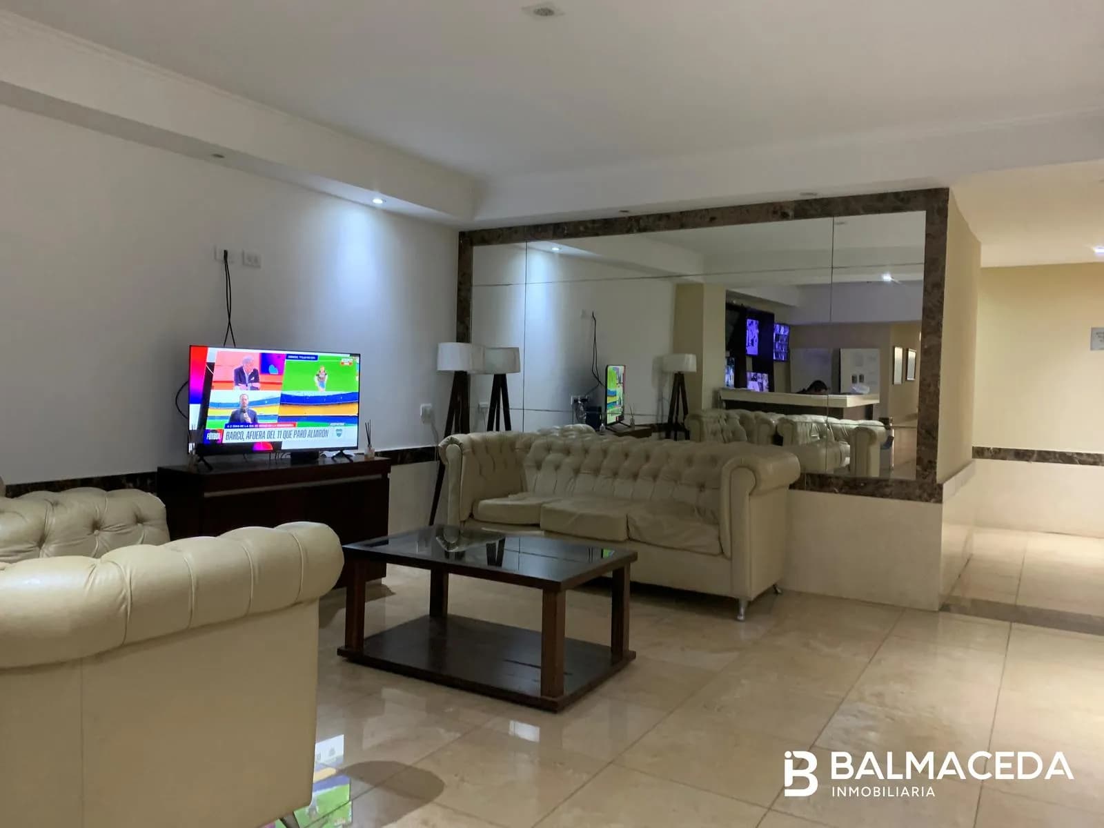 EXCELENTE DEPARTAMENTO DE 3 DORMITORIOS - BALMACEDA INMOBILIARIA