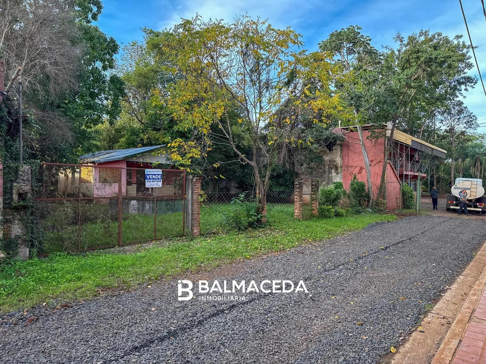 Excelente terreno en venta – Ubicación privilegiada, lindero al Complejo La Aventura y a metros del río