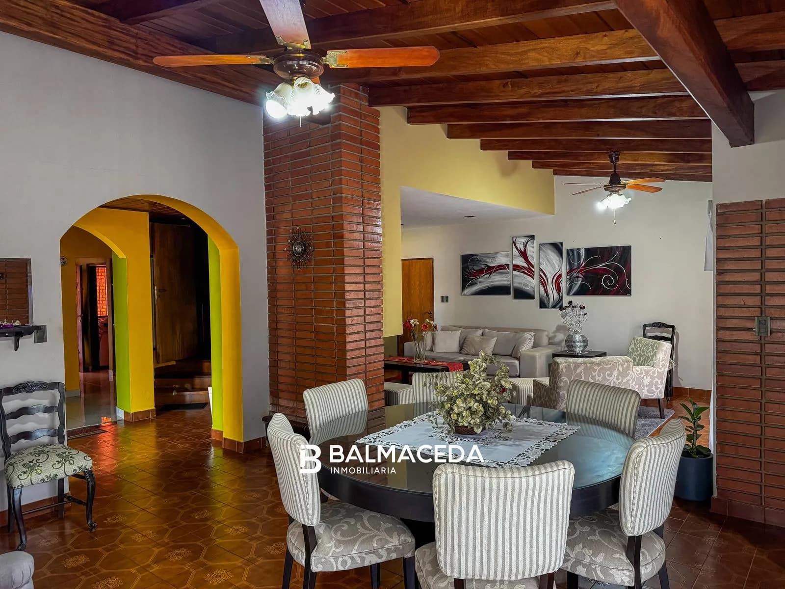 IMPORTANTE CASA EN VENTA - ELDORADO MISIONES