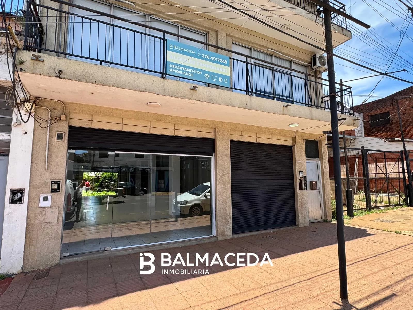 LOCAL COMERCIAL AV. URUGUAY C/ ROTONDA