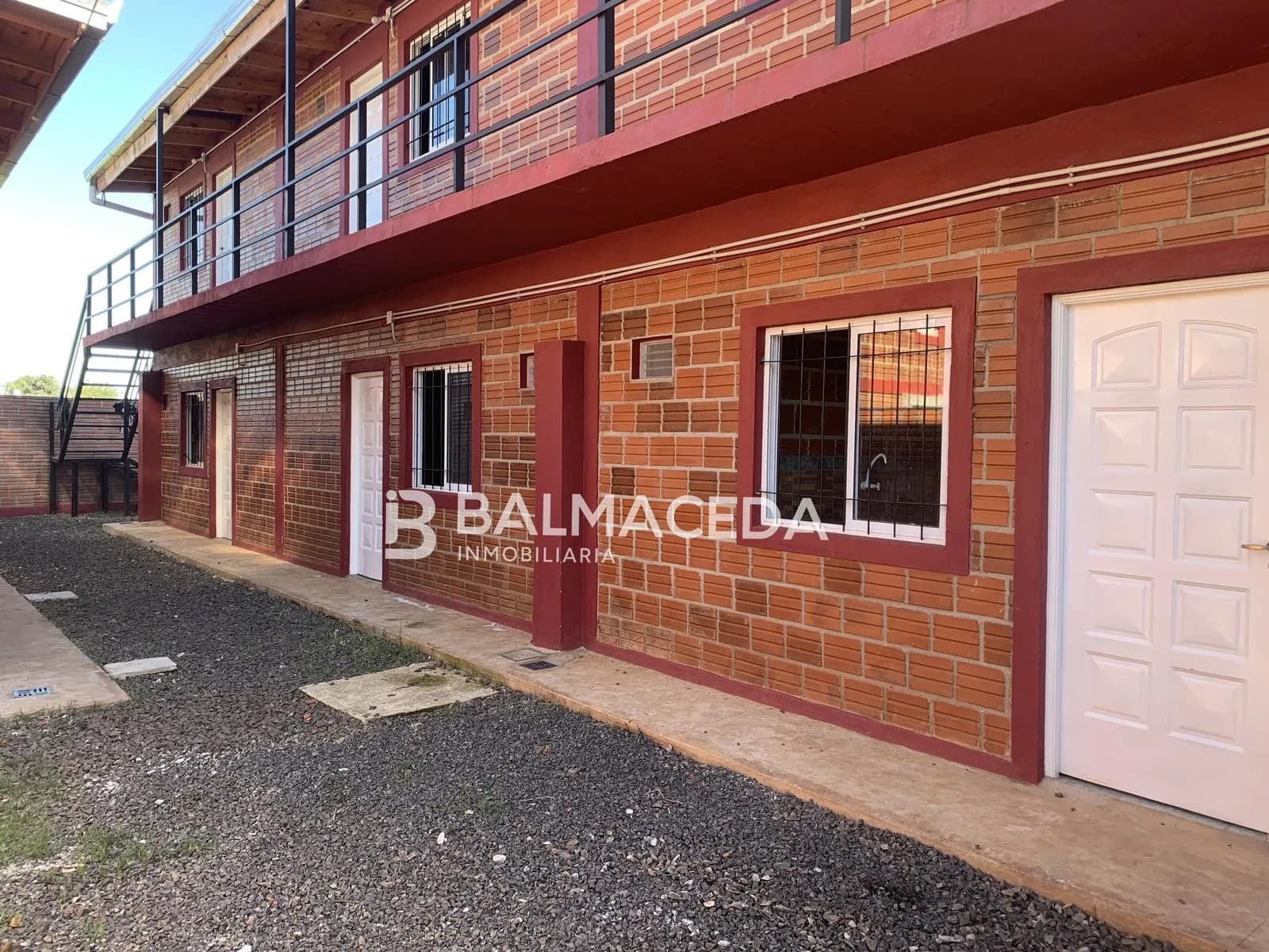 COMPLEJO DE DEPARTAMENTOS EN VENTA