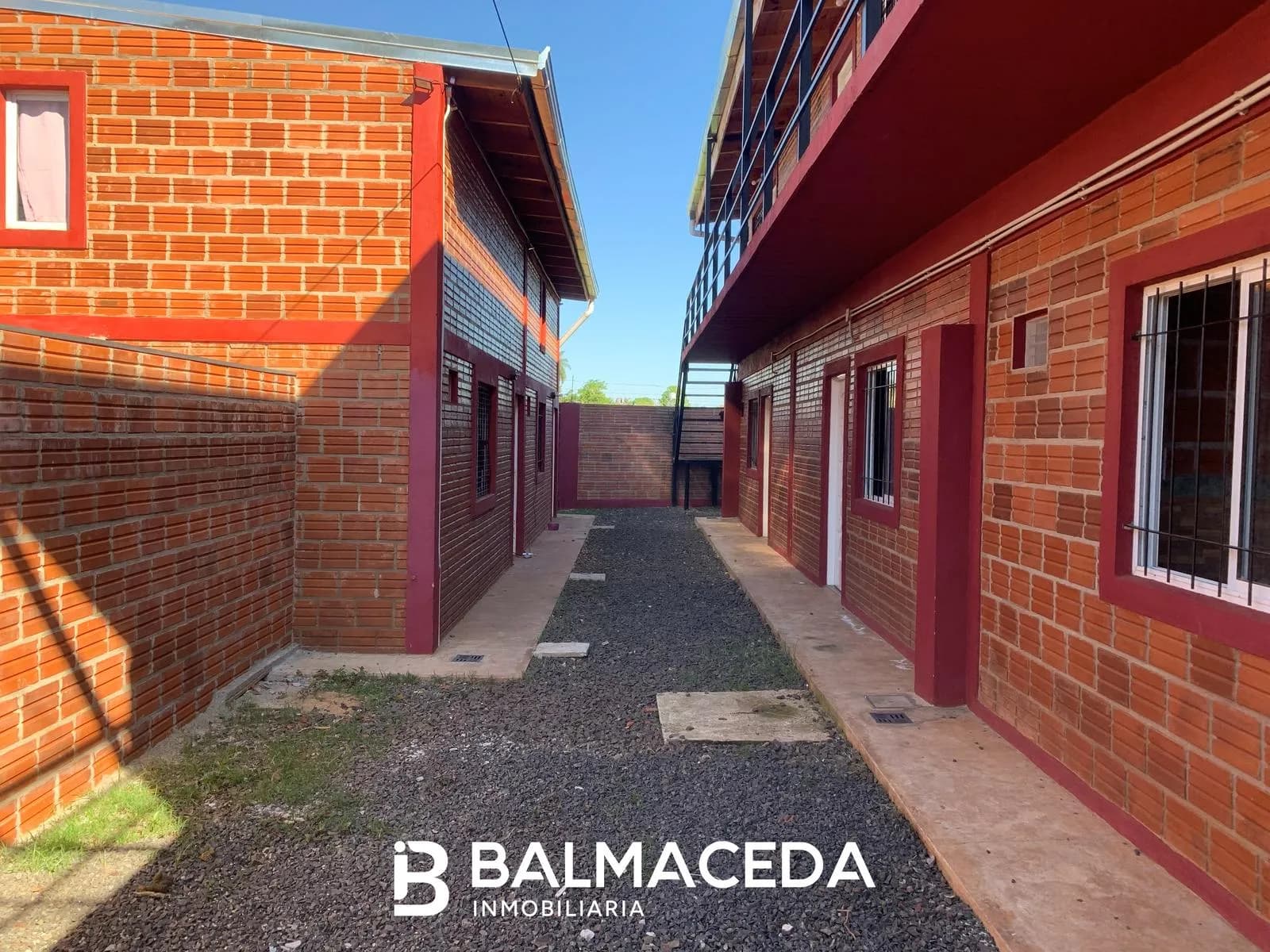 COMPLEJO DE DEPARTAMENTOS EN VENTA