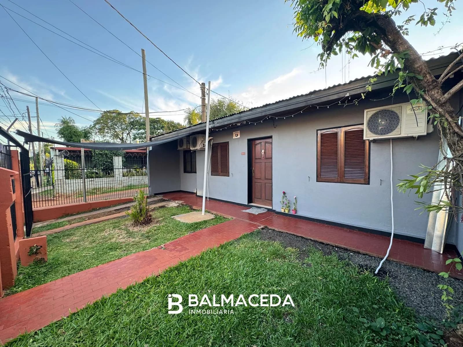 EXCELENTE CASA EN VENTA DE 3 DORMITORIOS - POSADAS MISIONES