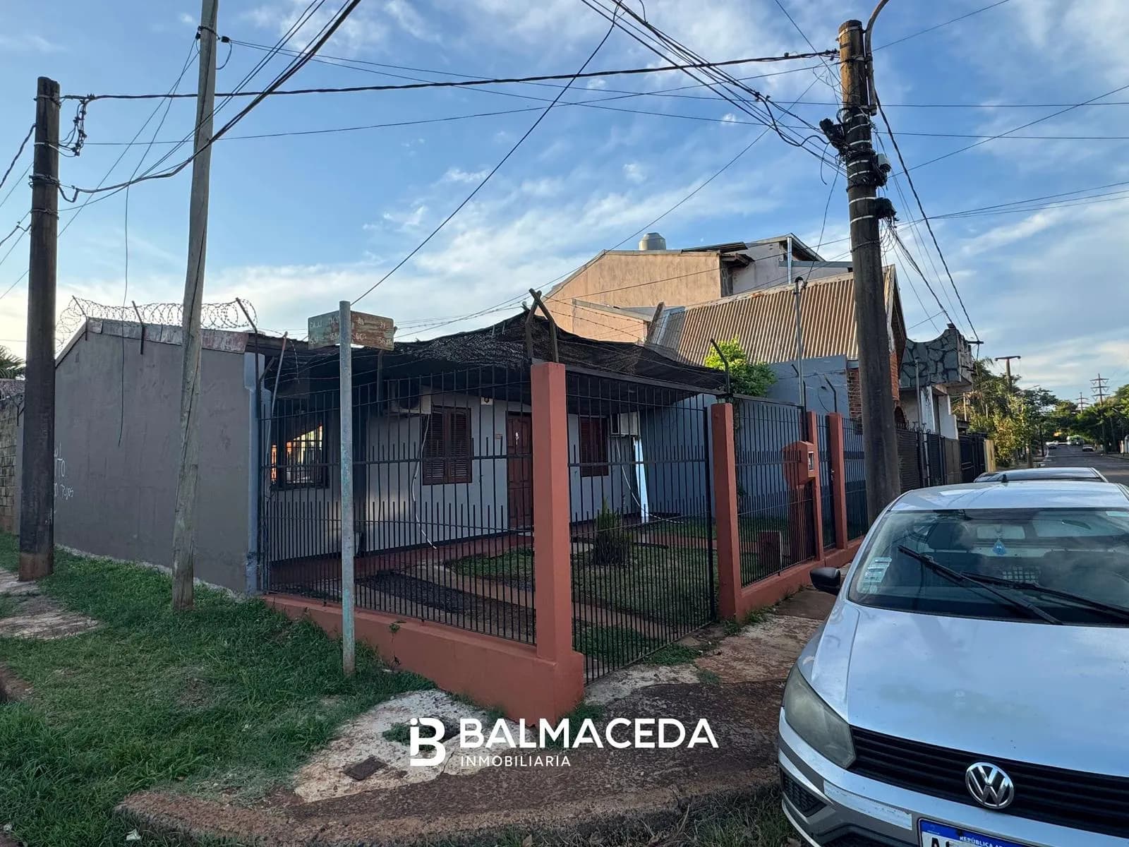 EXCELENTE CASA EN VENTA DE 3 DORMITORIOS - POSADAS MISIONES