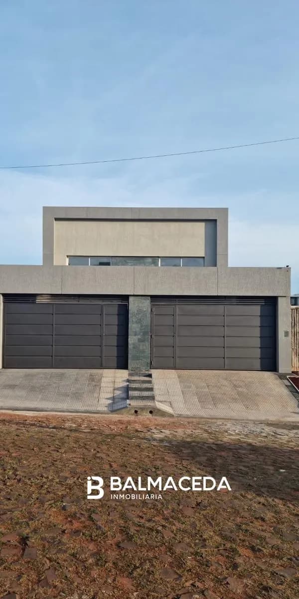 DUPLEX EN VENTA EN YVYRA PYTA