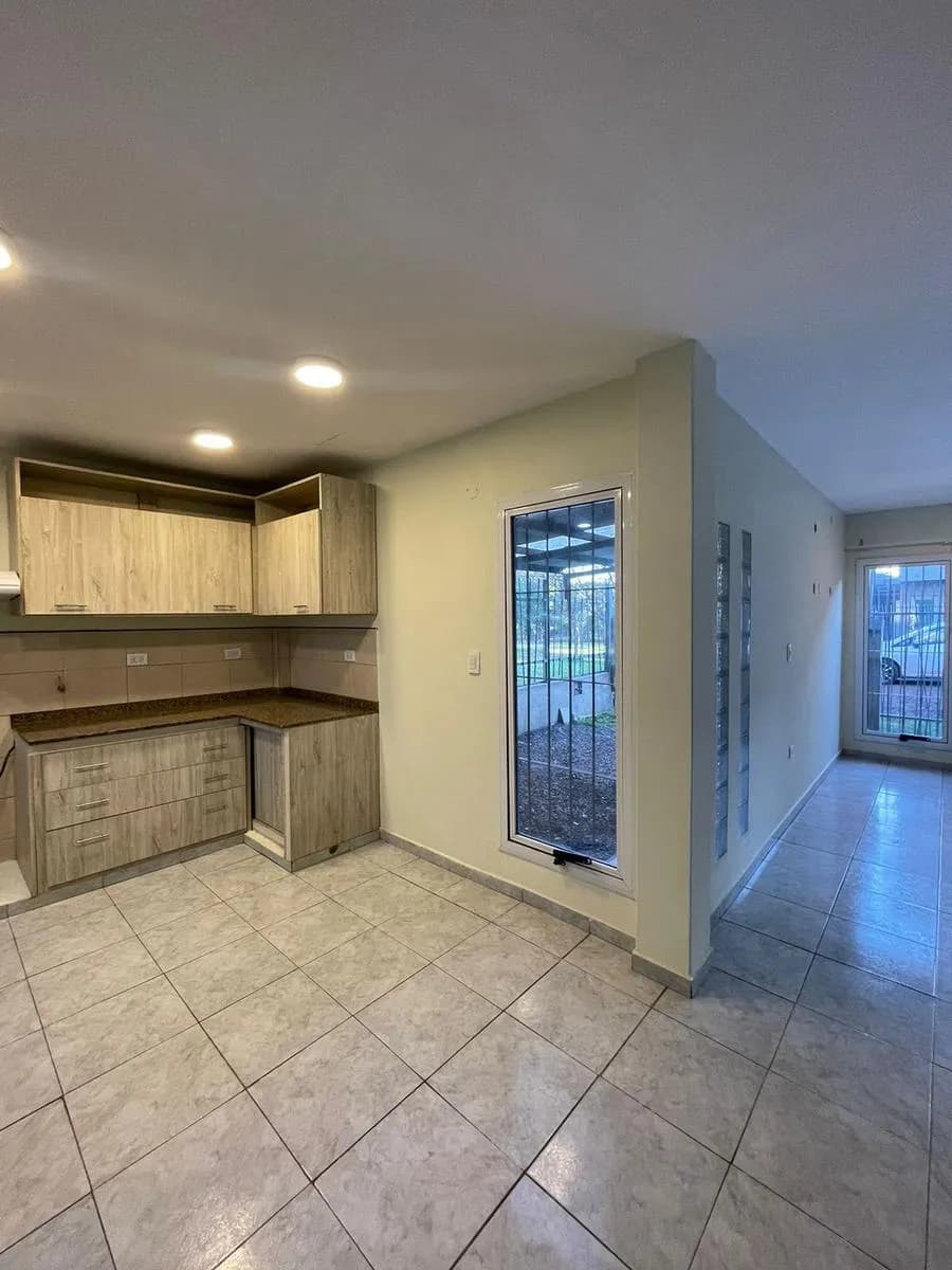 Duplex de 3 dormitorios en zona residencial