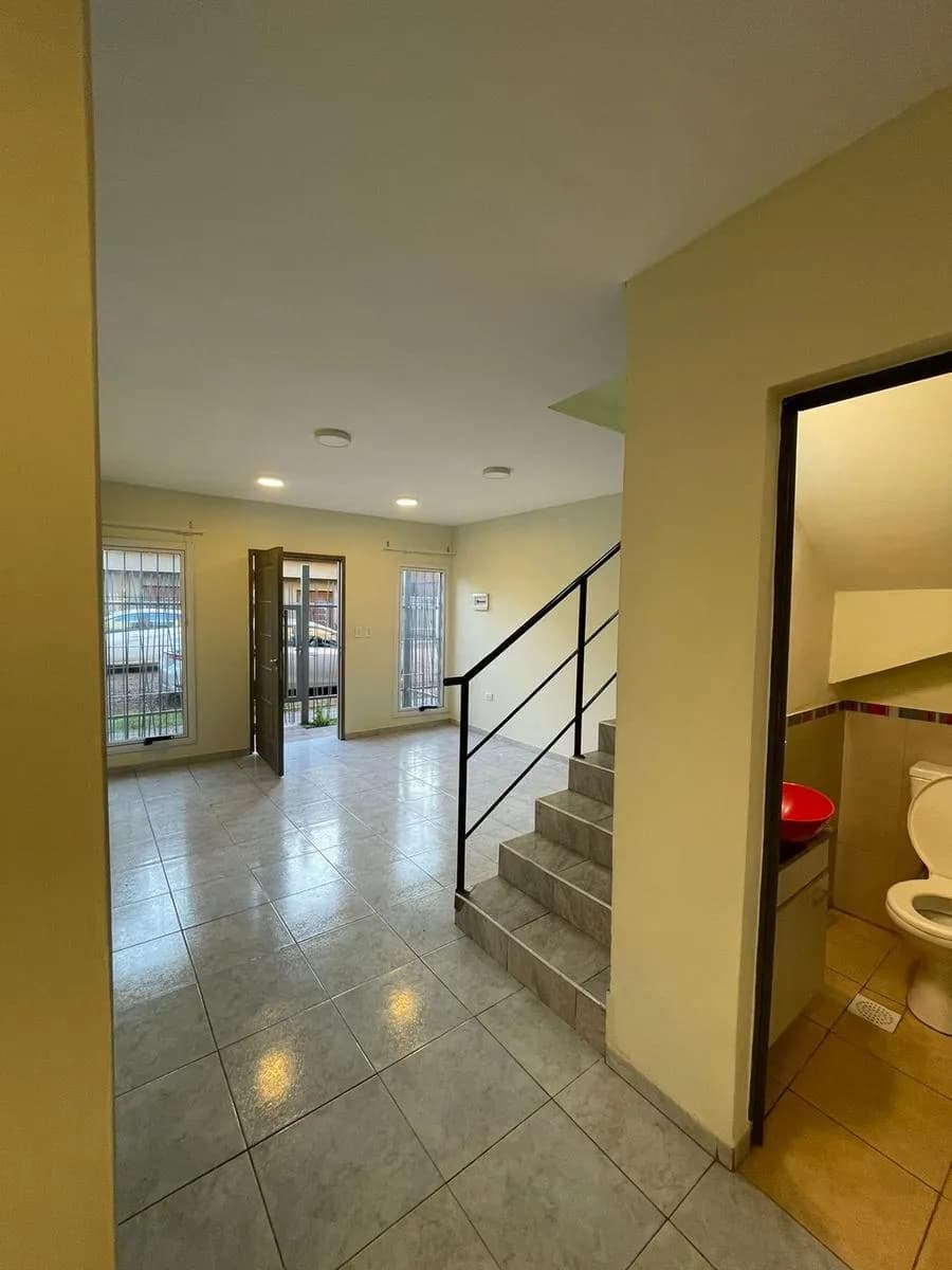 Duplex de 3 dormitorios en zona residencial