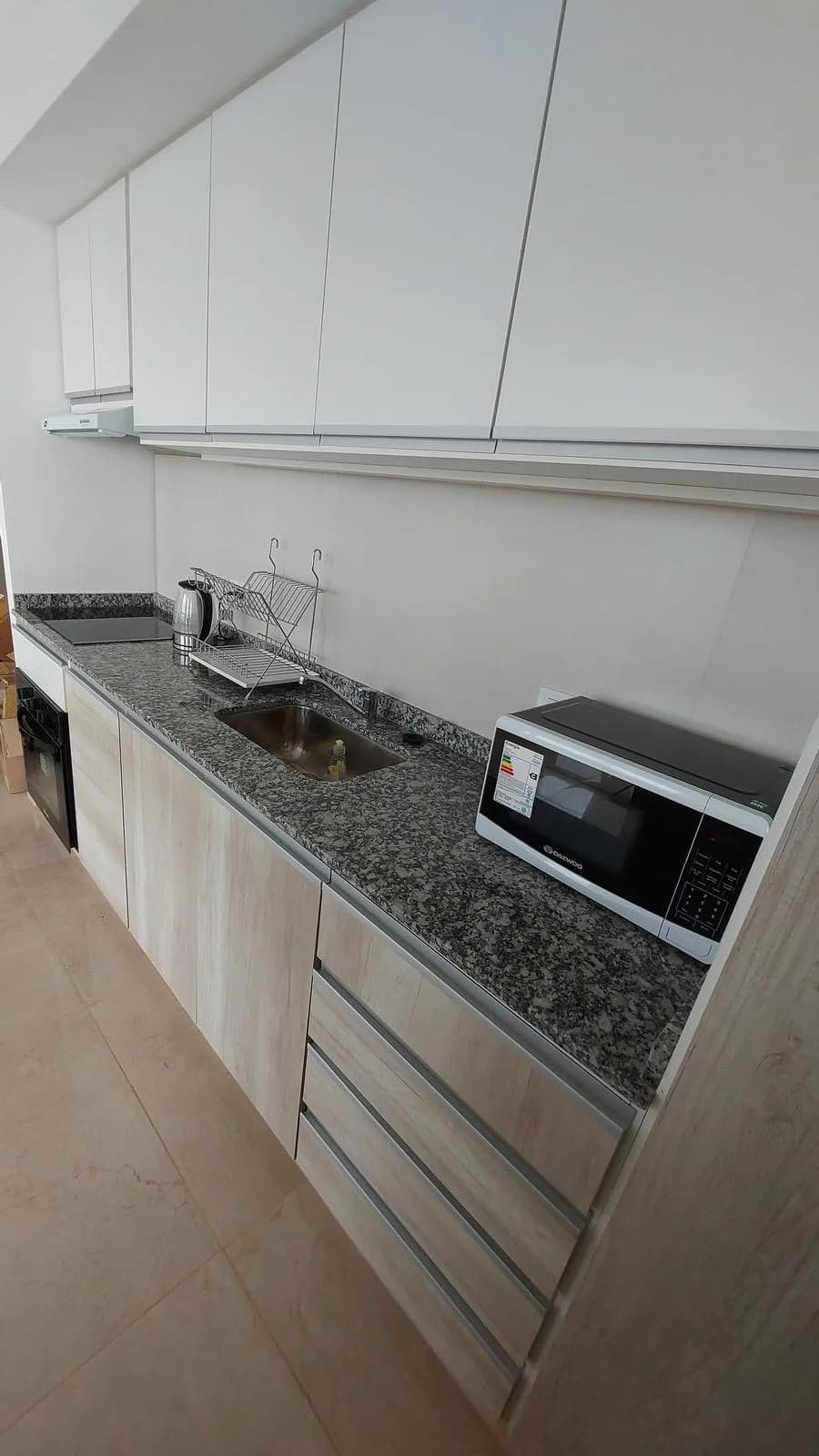 Departamento de 2 dormitorios en Edficio Alarif Trench