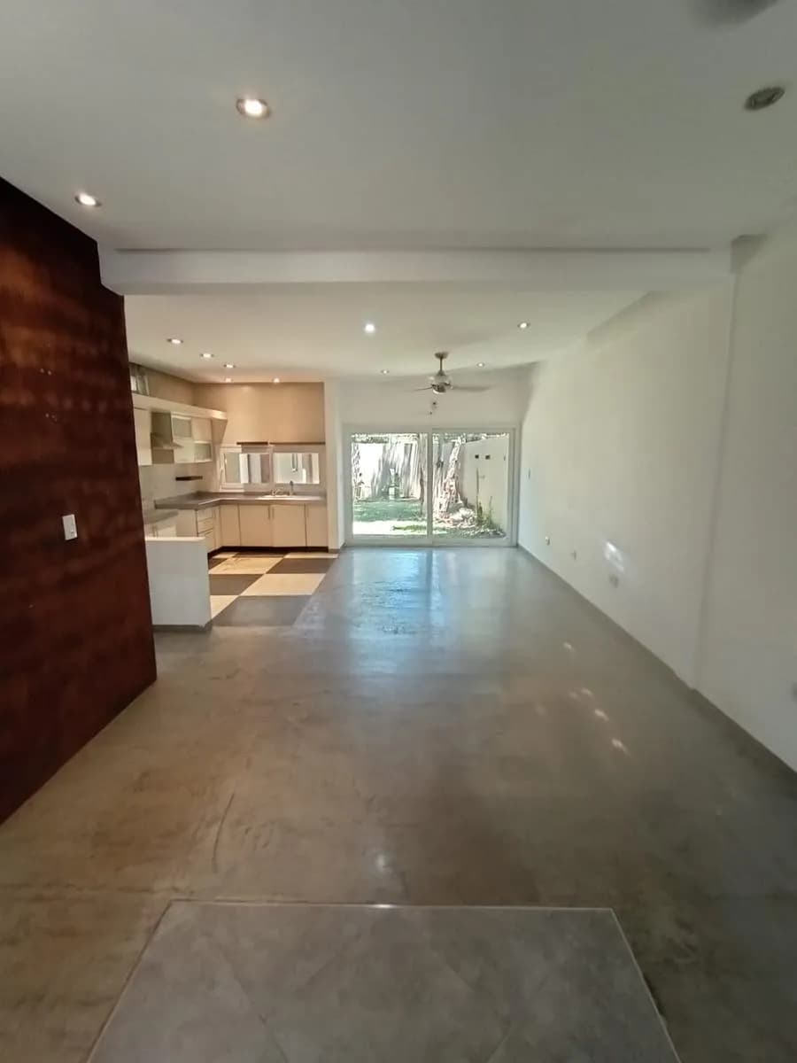 Duplex de 2 dormitorios en zona residencial