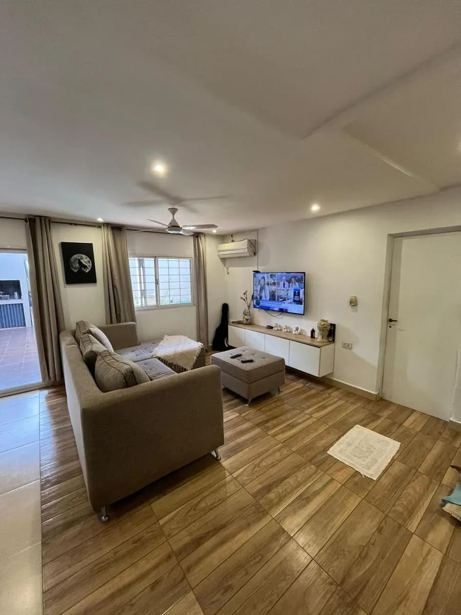 Casa de 2 dormitorios con pileta