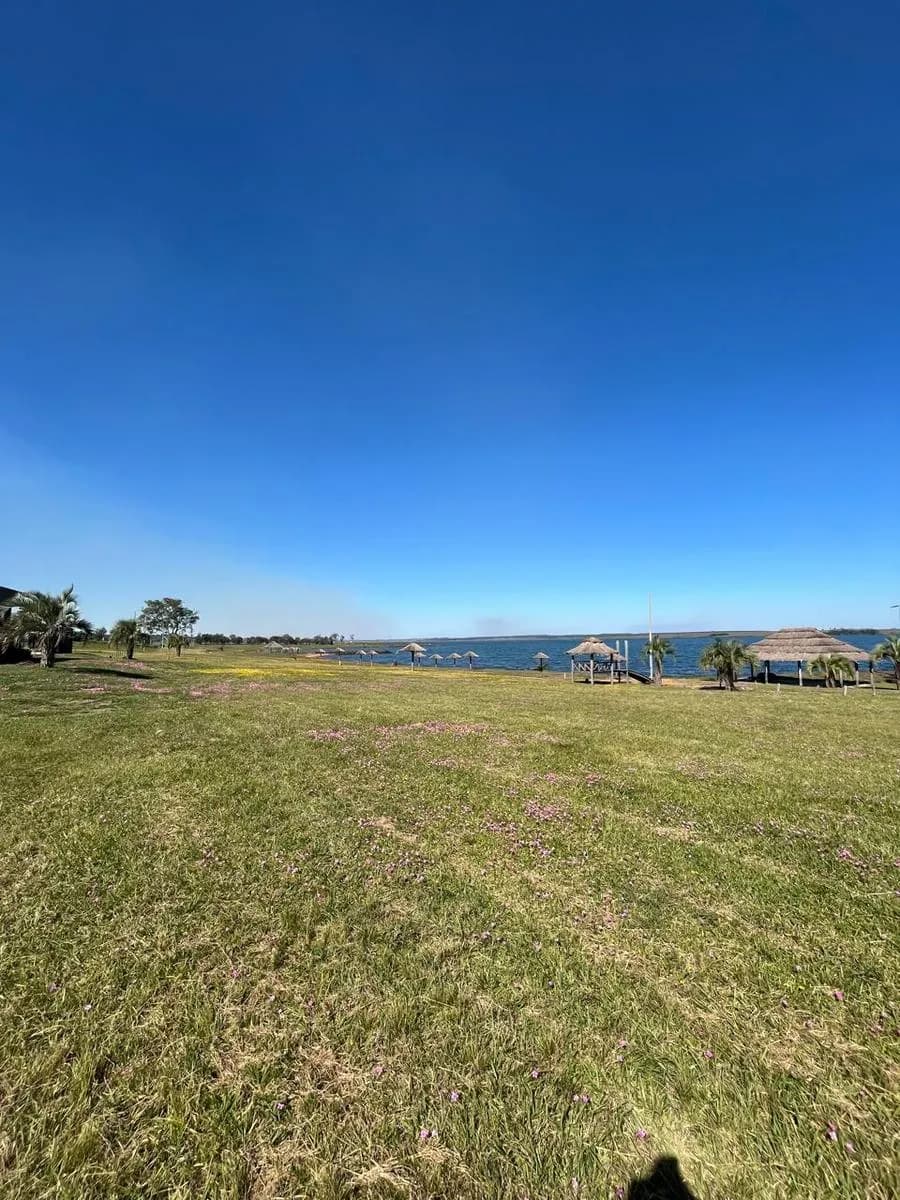 Terreno de 600m2 en Puerto Mbigua