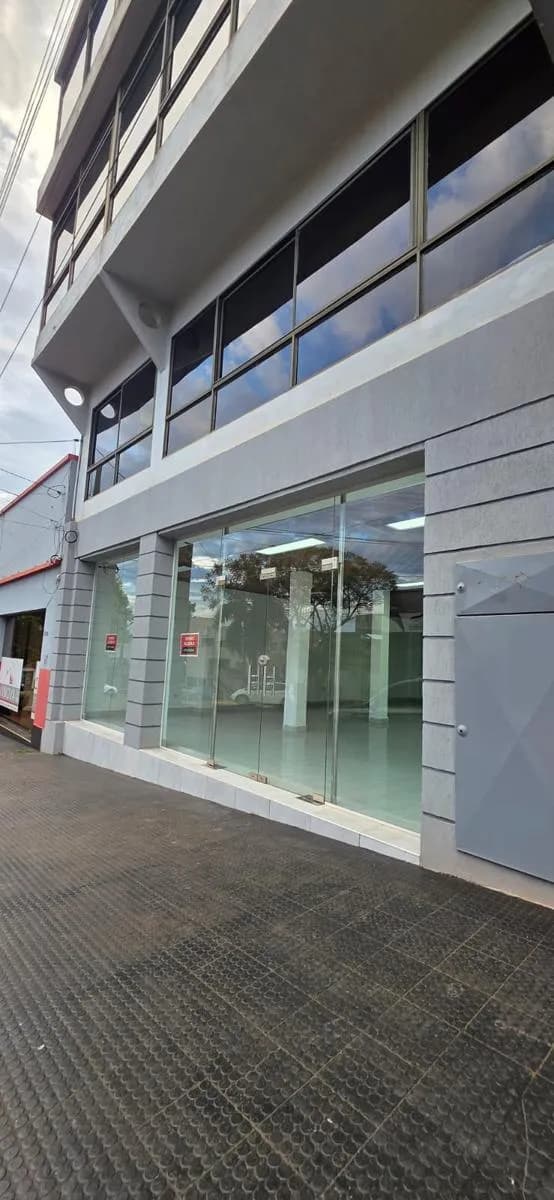 Local de 230 m2 en el centro de Oberá
