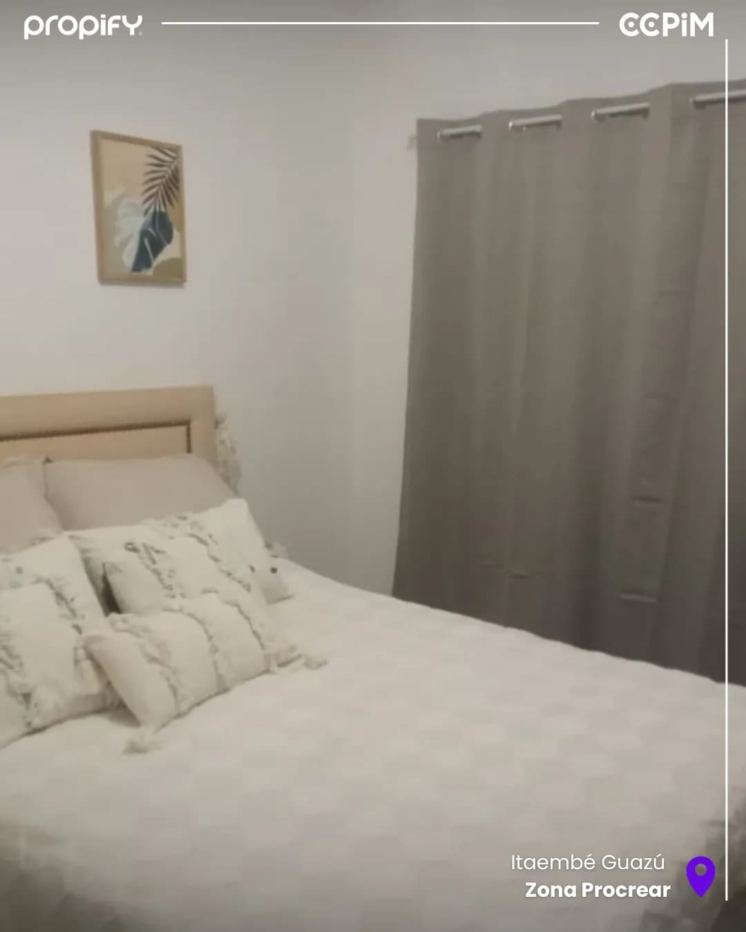 Dormitorio principal en tonos neutros