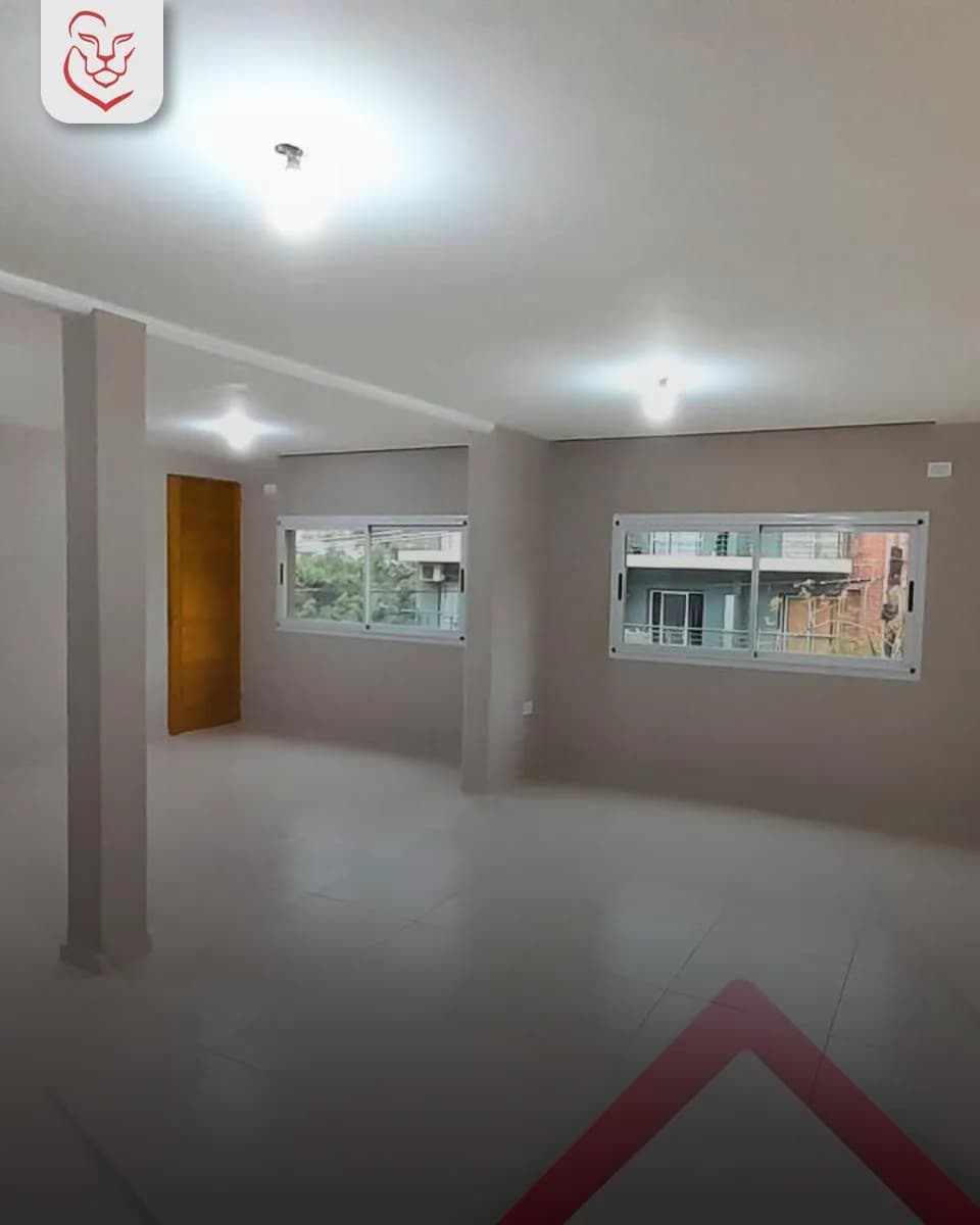 Departamento en calle Sarmiento casi 3 de Febrero
