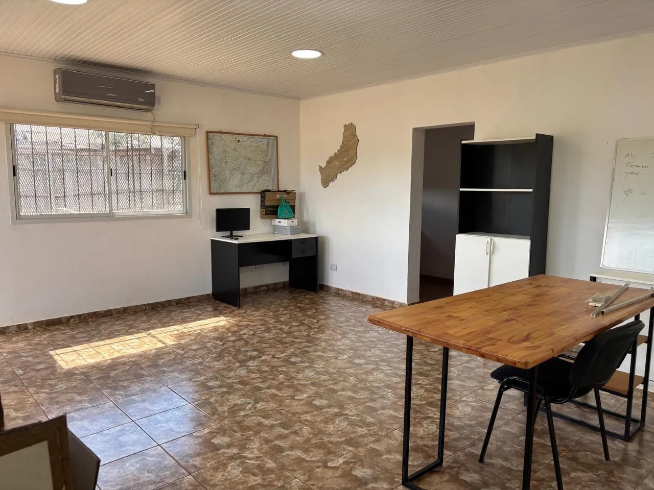 DEPÓSITO + OFICINA EN VENTA SOBRE RUTA 14 – ARISTÓBULO DEL VALLE