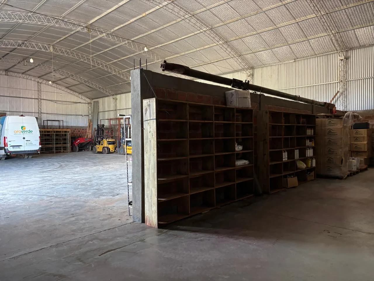 DEPÓSITO + OFICINA EN VENTA SOBRE RUTA 14 – ARISTÓBULO DEL VALLE