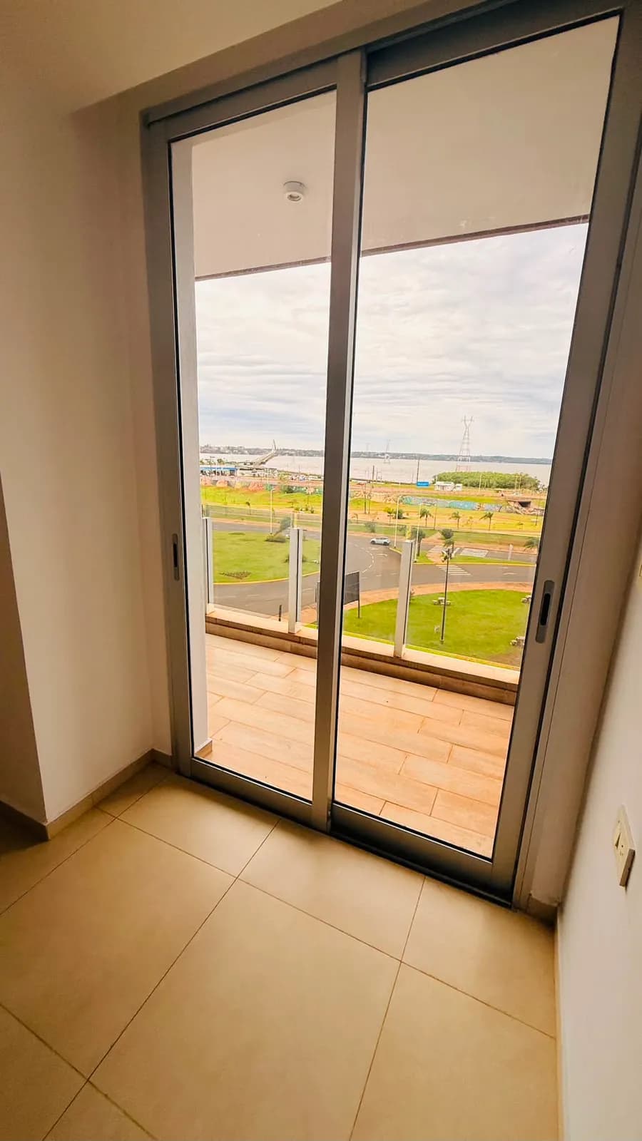 Balcón con excelente vista al río