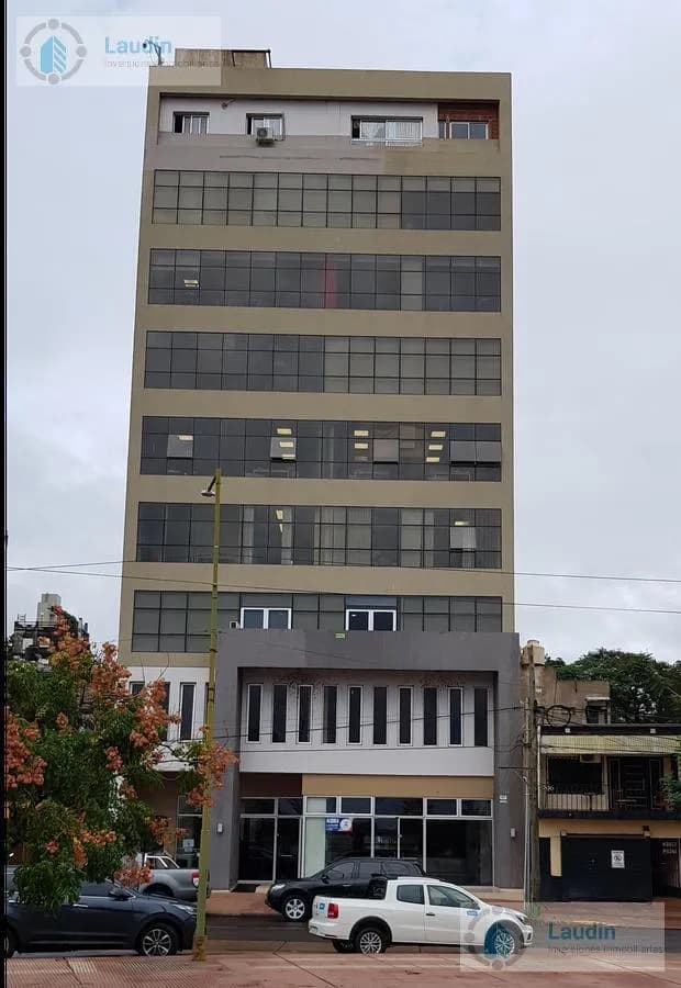 Se vende piso completo para oficinas rente a costanera - Posadas