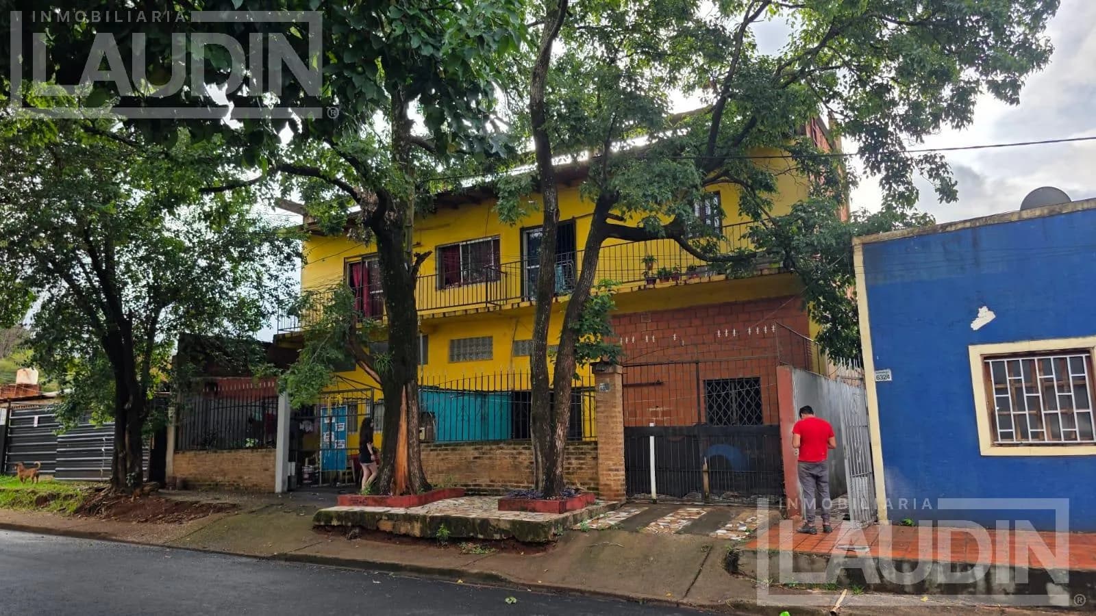 Se vende complejo de 7  departamentos - Posadas