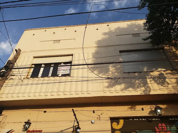 Fachada de propiedad en alquiler