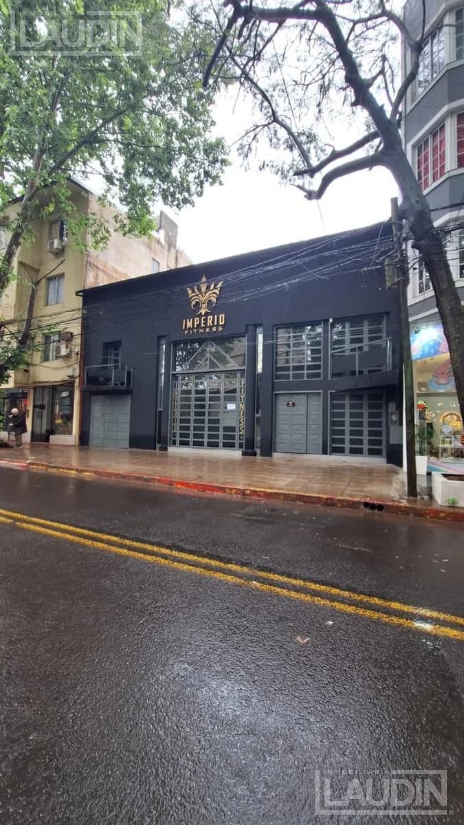 Local comercial  en  Venta sobre Calle Rivadavia